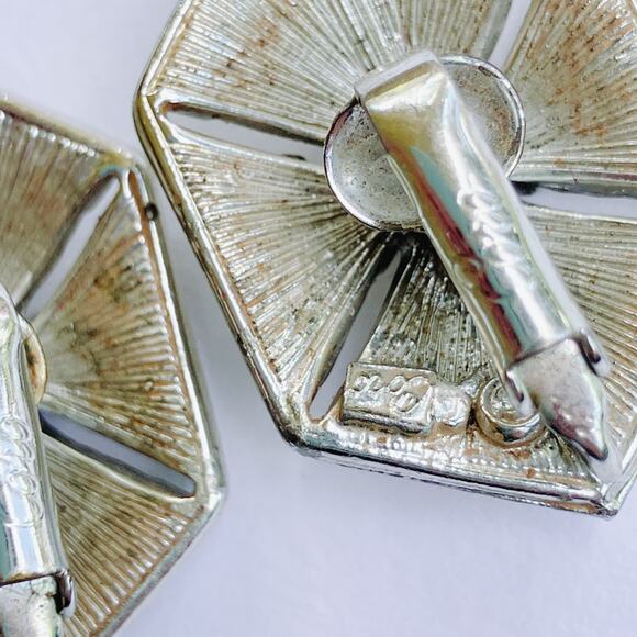Vintage Coro Silver Tone Clip On Earrings Mid Century Geometric Starburst Design - Picture 6 of 9